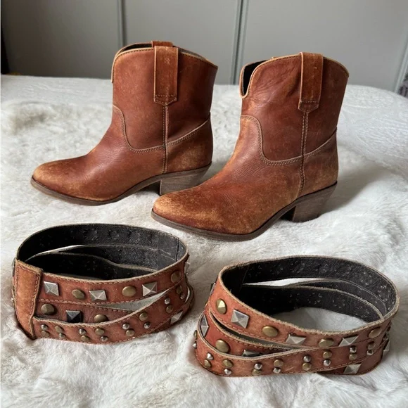 Corral Boots with accessory ankle wrap sz 10β€οΈβπ₯ - Picture 10 of 15